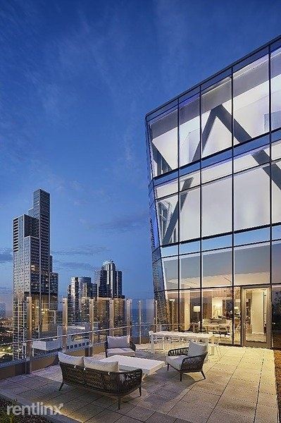 Building Photo - 1 br, 1 bath Condo - 1500 South Michigan A...