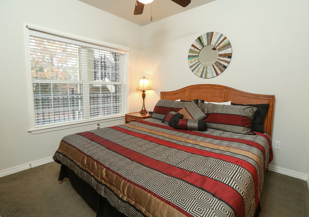 3830 Green Mountain Dr, Branson, MO 65616 Condo for Rent in Branson