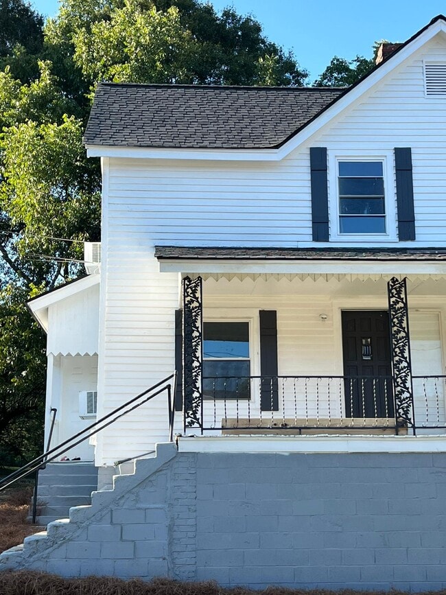 Photo - Branch Street, 33-34 House