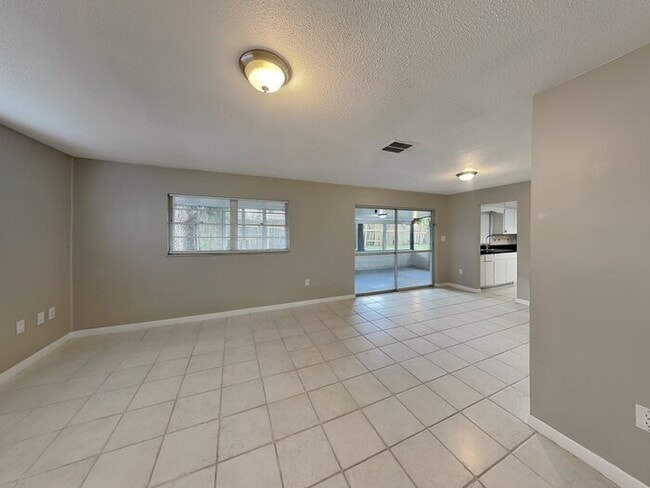 Building Photo - 6410 Gamble Dr