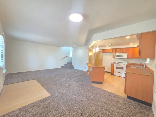 Foto del edificio - 12604-12606 N Florida St