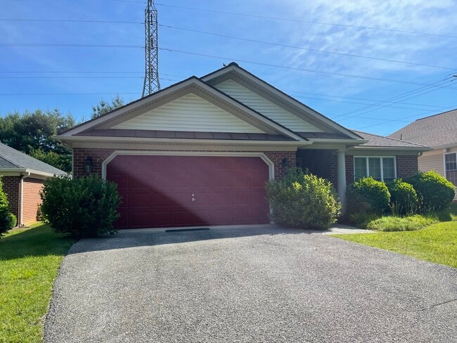 Building Photo - 4505 Colonial Place Dr