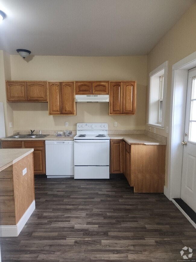154 Prospect St