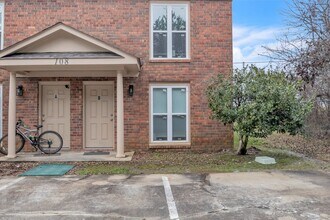 Building Photo - 108 Womack Rd