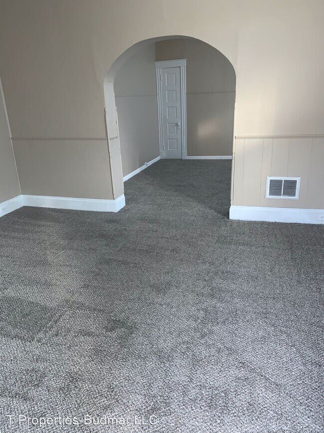 Foto del edificio - 3 br, 1.5 bath House - 3742 Mayfield Ave