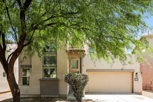 Building Photo - 120 E Calle Del Rondador