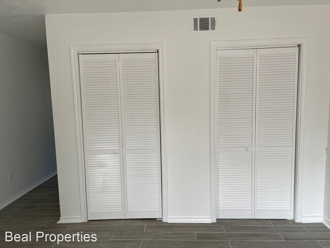 Foto del edificio - 3 br, 2.5 bath House - 2400 Longmire Dr #203