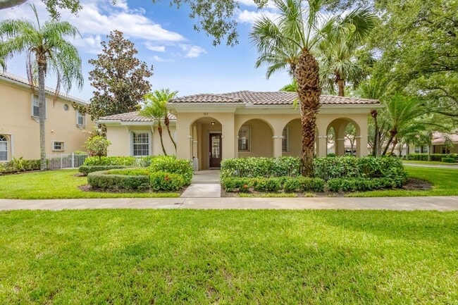 Building Photo - 121 Savona Dr