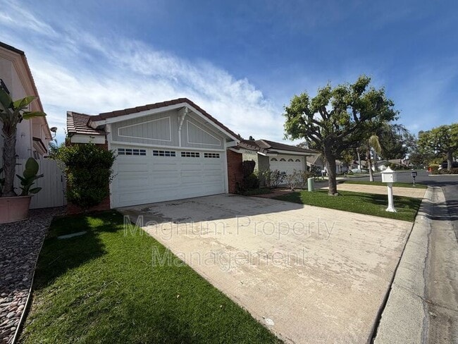 Foto del edificio - 24302 Ponchartrain Ln