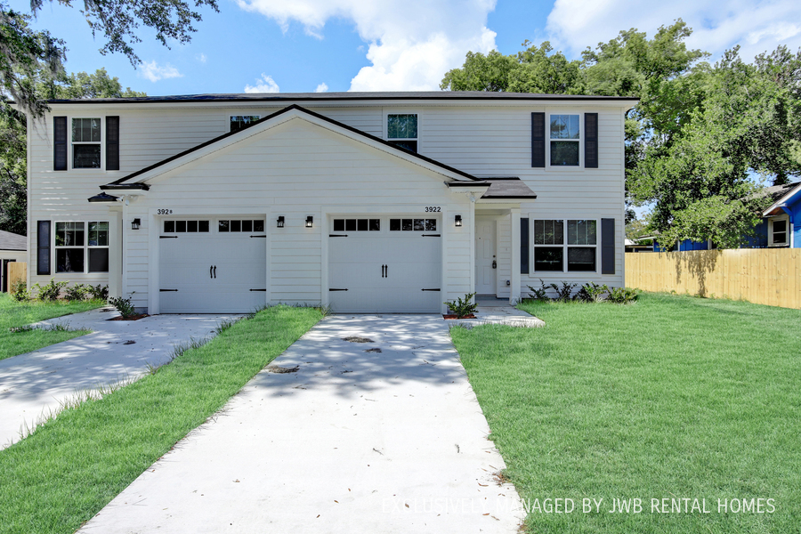 Primary Photo - 3922 Autumn Ln