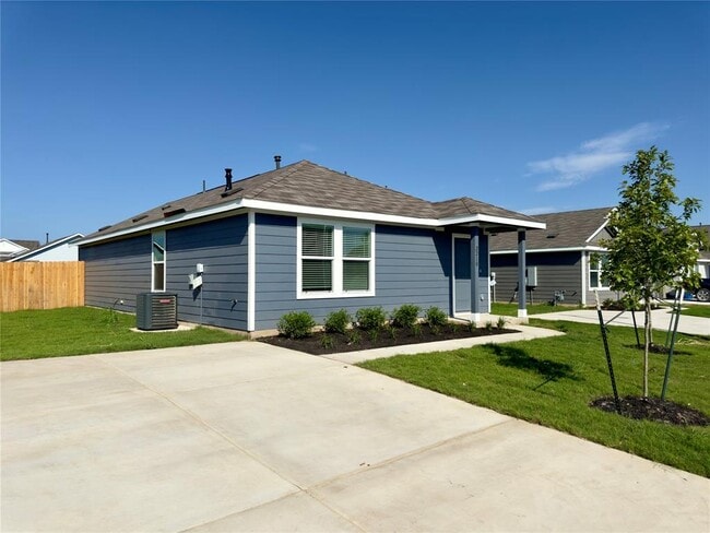 Building Photo - 2210 Cyclone Dr