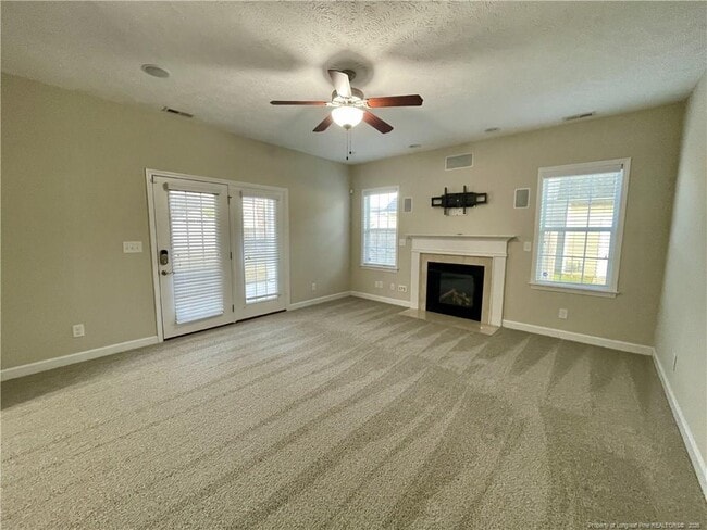 Foto del edificio - 4028 Quarry Hollow Drive