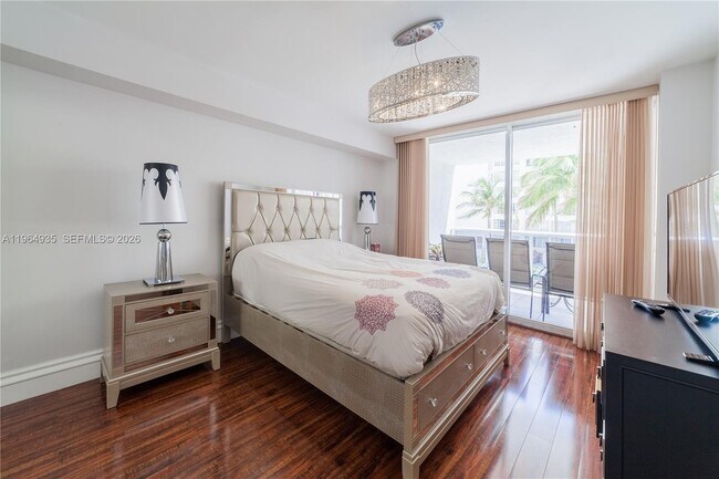 Foto del edificio - 16711 Collins Ave