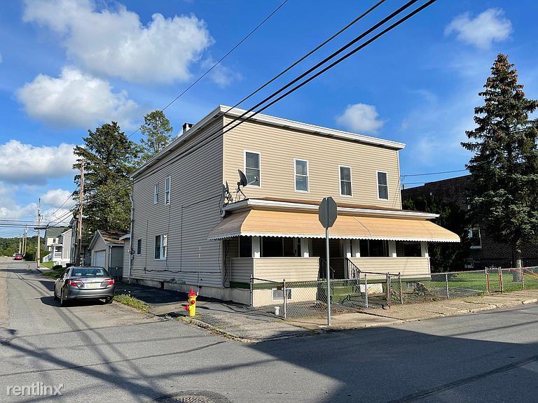 Primary Photo - 3 br, 1.5 bath House - 101 S Cleveland St