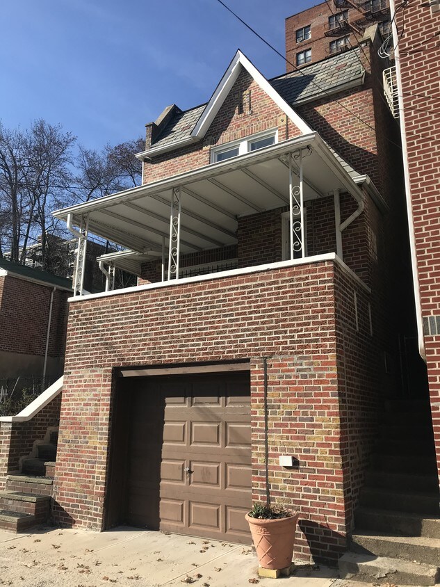 3659 Irwin Ave, The Bronx, NY 10463 Apartments in The Bronx, NY