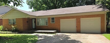 Building Photo - 1441 S Barnes Ave