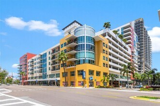 Building Photo - 1208 E Kennedy Blvd