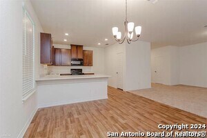 Building Photo - 245 Blacktail Dr