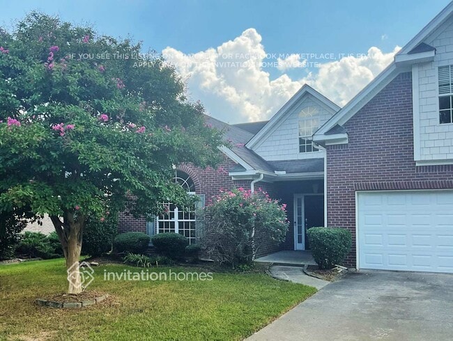 Building Photo - 1215 Chandler Ridge Dr SE
