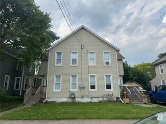 Building Photo - 128 E 11th St