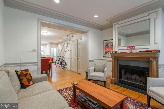Foto del edificio - 2309 Waverly St