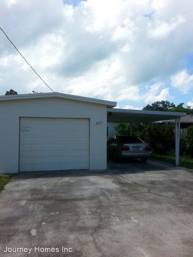 Foto del edificio - 2 br, 1 bath House - 501 62nd Ave South