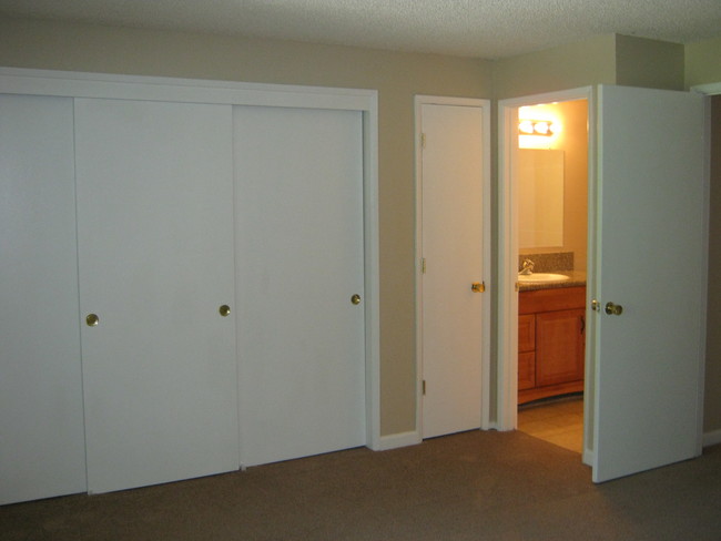 Bedroom has additional access to bathroom - Cascade Park Apartments