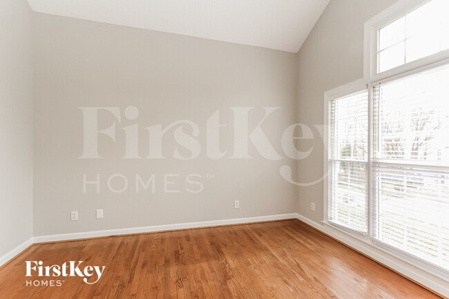 Foto del edificio - 15722 Glencastle St