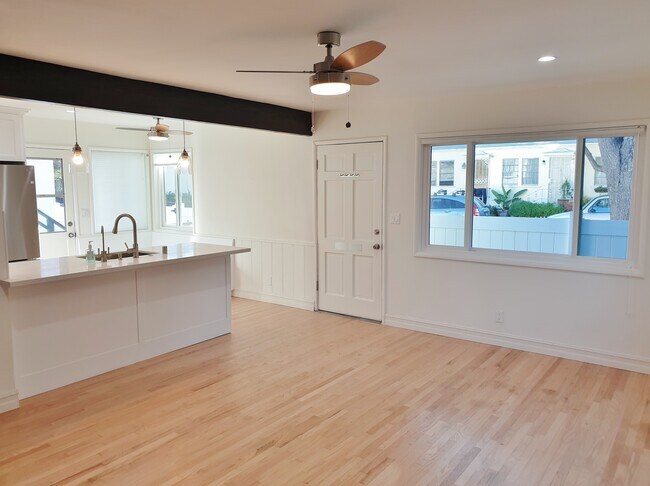 Living rm and Kitchen - 2637 7th St