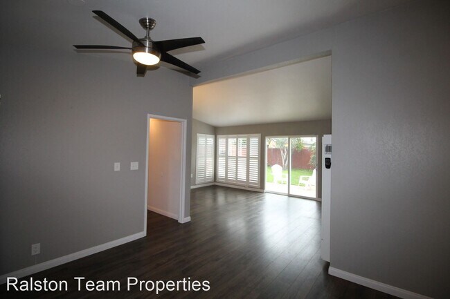 Building Photo - 3 br, 2 bath House - 321 Dahlia Ave