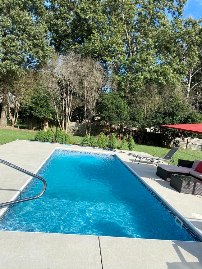 Building Photo - 1617 Chevelle Dr