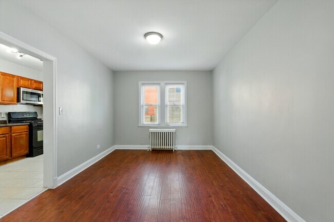 Foto del edificio - 5306 Ready Ave