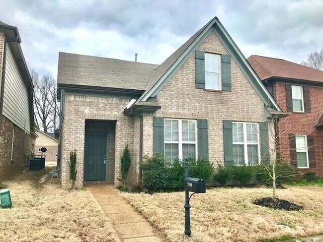 Foto del edificio - Southeast Memphis 4 Bedroom 2.5 Bath Home ...