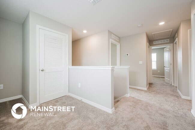 Foto del edificio - 1662 Redfin Dr