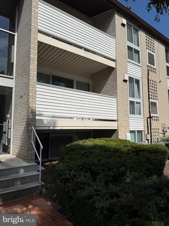 Foto del edificio - 5602 Bismach Dr