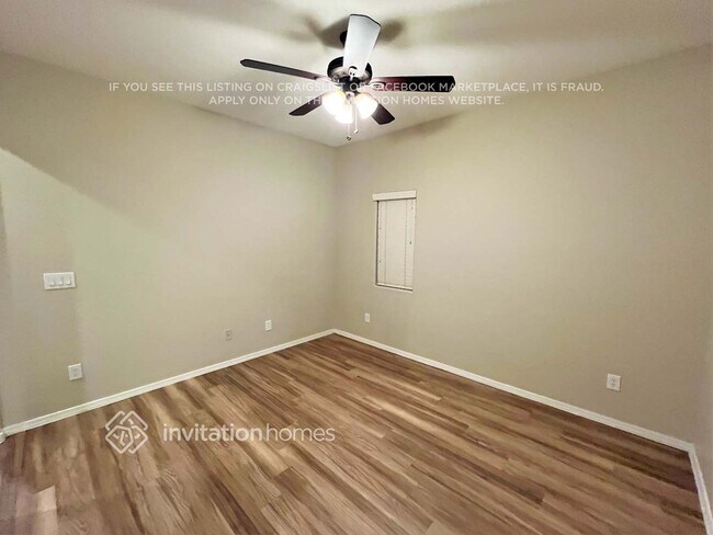 Foto del edificio - 4715 E Laurel Ave