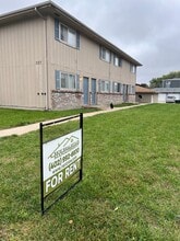 Building Photo - 507 Elm Ave