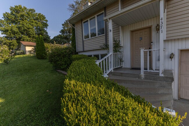 Foto del edificio - 4371 W Southview Dr