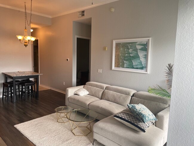 Building Photo - 700 S Harbour Island Blvd