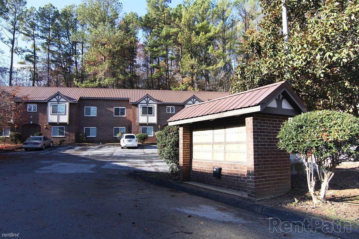 Primary Photo - 110 W Ridgewood Ave