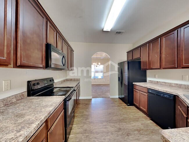 Foto del edificio - 812 Whitfield Oak Rd