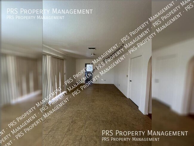 Foto del edificio - 3747 E Hampton Ave