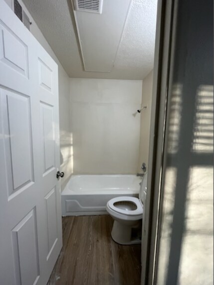 Foto del edificio - 2373 Williams Creek Rd