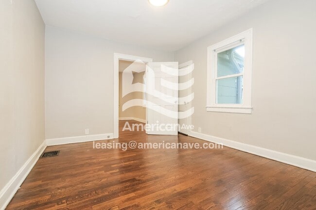 Foto del edificio - 6130 Tracy Ave