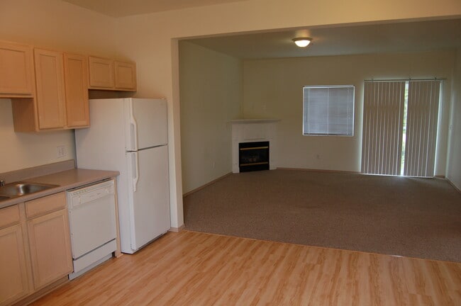 Building Photo - South Haven Apts