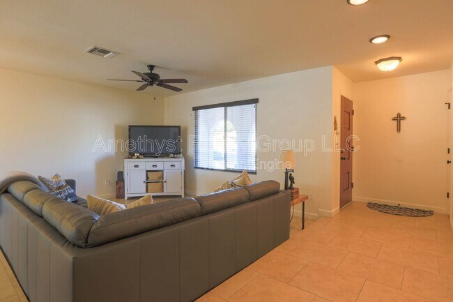 Building Photo - 4239 E San Gabriel Ave