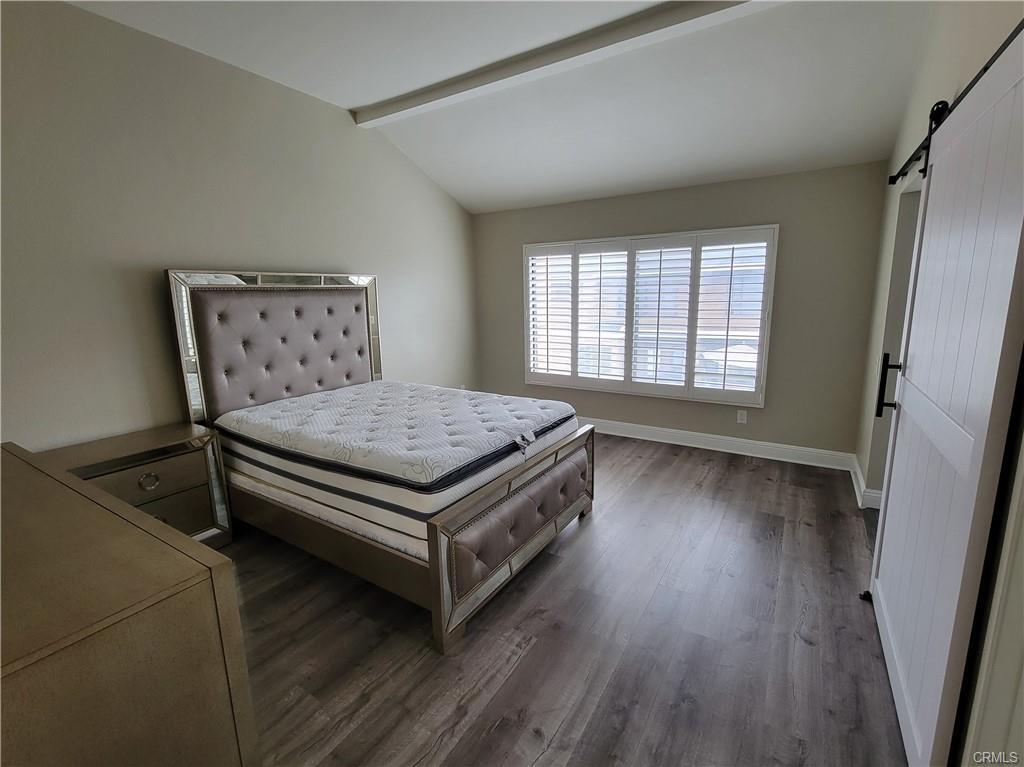 Foto principal - 8550 Lake Knoll Ave