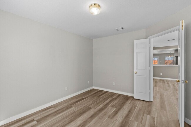 Foto del edificio - 164 Pearl Lake Dr