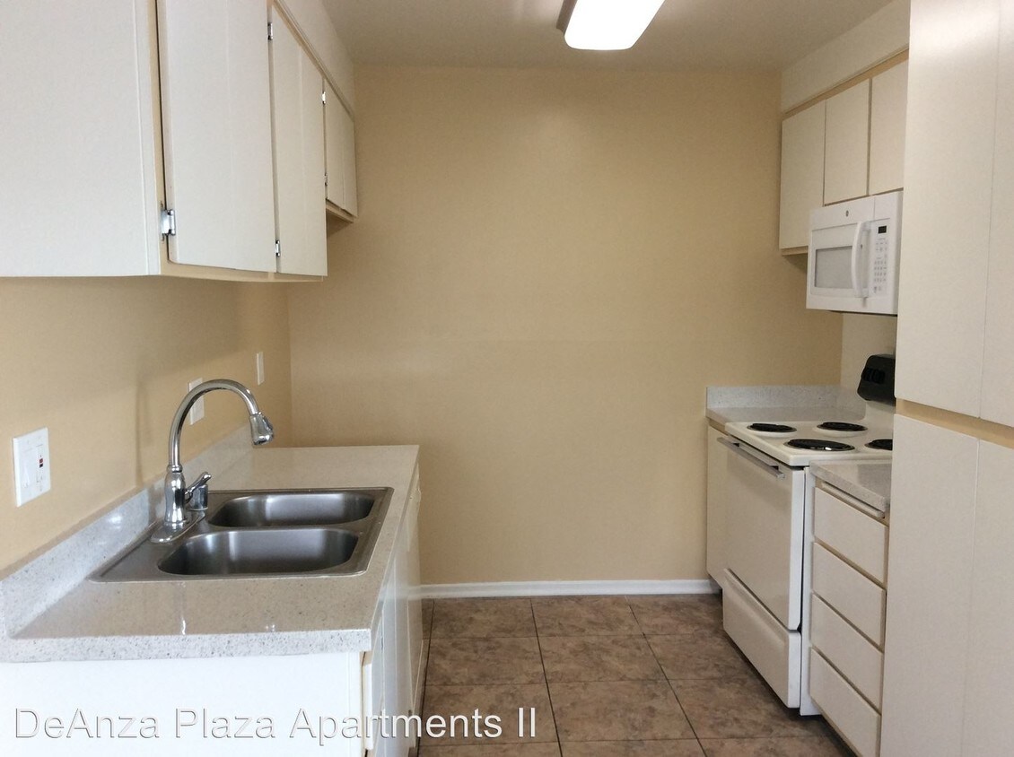 Primary Photo - 2520 W La Palma Ave