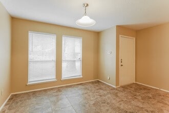 Building Photo - 9415 Charterlawn Cir